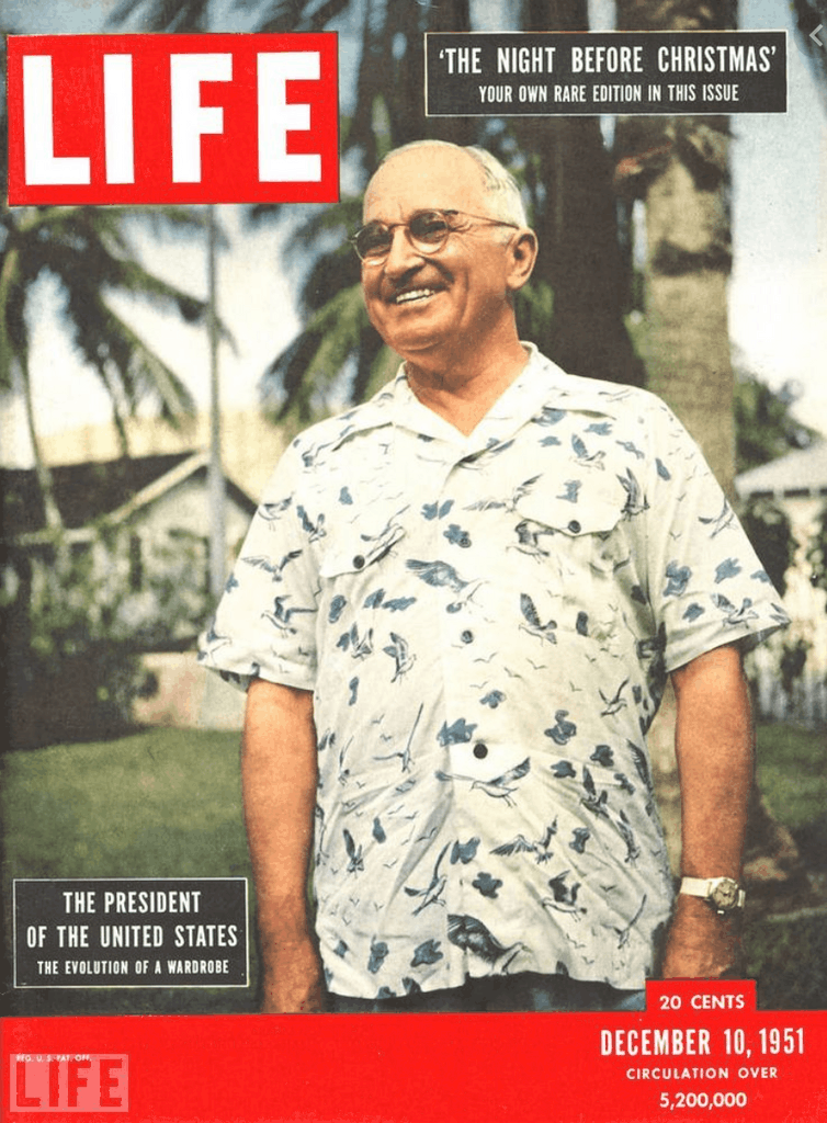 Harry Truman portant la chemise hawaienne